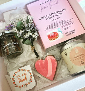 Cake and Tea Gift Box